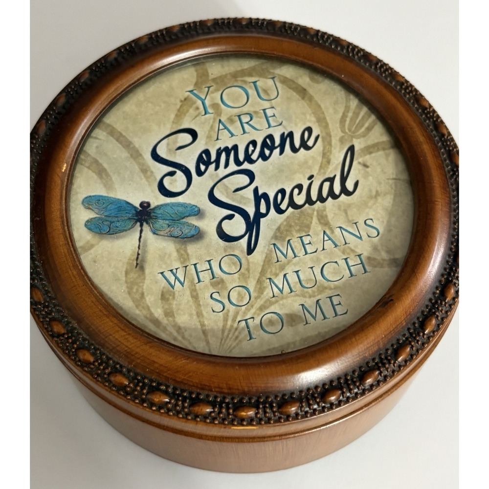 "That's What Friends Are For" SANKYO Someone Special Round Wood Music Box Photo